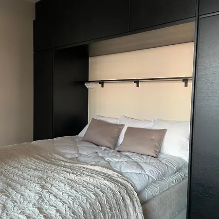 Marina By Hiekka - Sisaeltaeae Liinavaatteet Ja Loppusiivouksen Apartman *