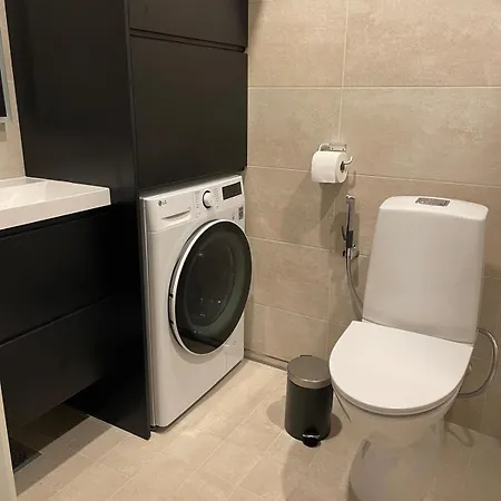 Marina By Hiekka - Sisaeltaeae Liinavaatteet Ja Loppusiivouksen * Kalajoki