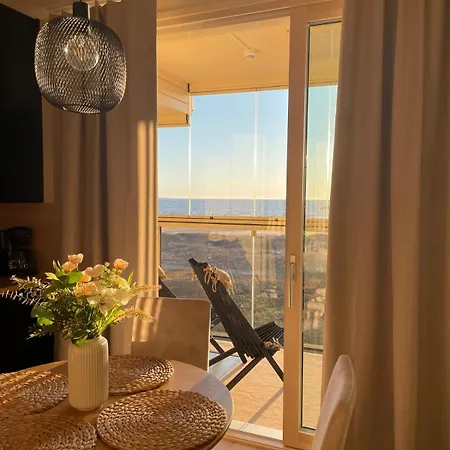 Marina By Hiekka - Sisaeltaeae Liinavaatteet Ja Loppusiivouksen