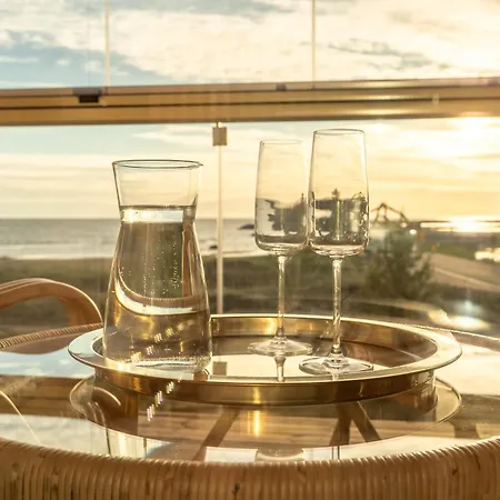 Marina By Hiekka - Sisaeltaeae Liinavaatteet Ja Loppusiivouksen Apartman